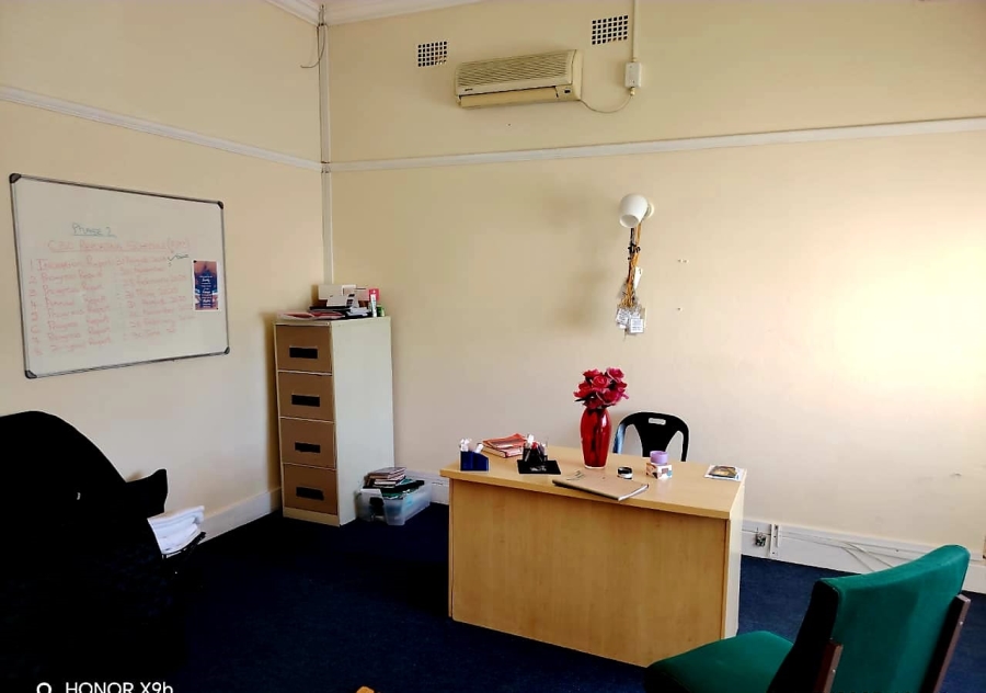  Bedroom Property for Sale in Southernwood Eastern Cape